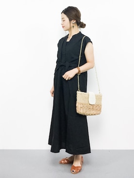 「coca（coca）（コカ）のアイテム（クラッチバッグ）」を使った、isaさん（レディース・155cm）の夏コーディネート