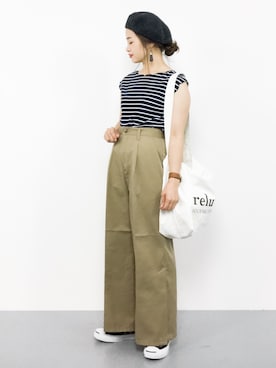 「スカラップ」｜「アイテム（チノパンツ）」を使った、isaさん（レディース・155cm）の秋コーディネート