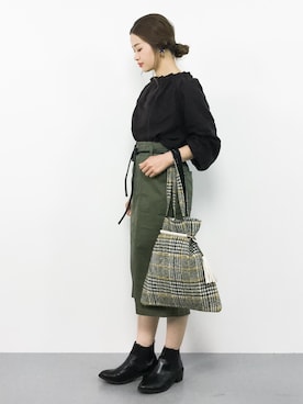 「Settimissimo（セッティミッシモ）のアイテム（バッグ）」を使った、isaさん（レディース・155cm）の秋コーディネート
