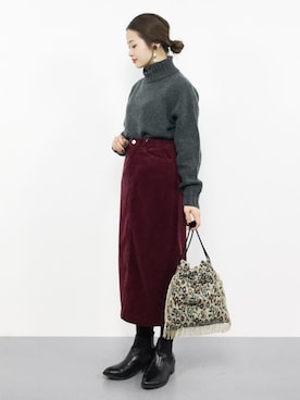 「STUDIOUS BLUE（ストゥディオスブルー）のアイテム（ニット/セーター）」を使った、isaさん（レディース・155cm）の秋コーディネート