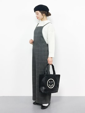 「Factor=（ファクターイコール）のアイテム（オールインワン・サロペット）」を使った、isaさん（レディース・155cm）の冬コーディネート