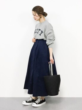 「RAY CASSIN（レイカズン）のアイテム（スウェット）」を使った、isaさん（レディース・155cm）の冬コーディネート