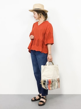 「coen（コーエン）のテーパードスリム5ポケットデニムパンツ（デニムパンツ）」を使った、isaさん（レディース・155cm）の春コーディネート