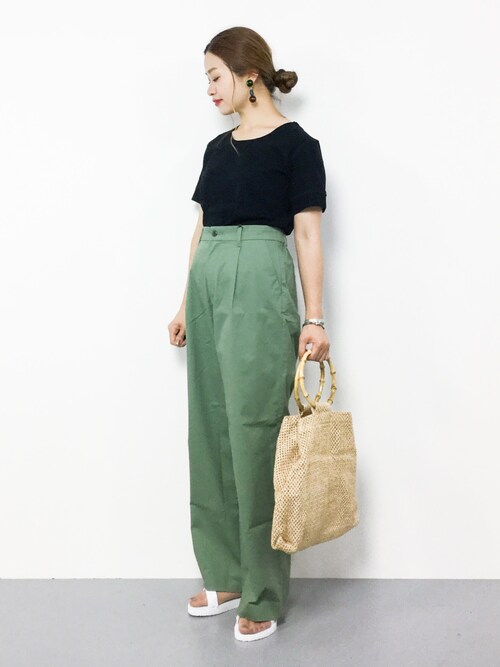 ZOZOTOWNisaさんの「(|)」を使ったコーディネート