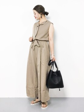 「アイテム（つなぎ/オールインワン、ベージュ系）」を使った、isaさん（レディース・155cm）の夏コーディネート
