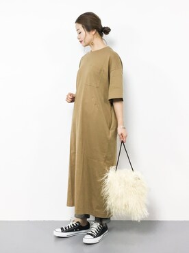 「ALLUMER（アリュメール）のアイテム（ワンピース/ドレス）」を使った、isaさん（レディース・155cm）の秋コーディネート