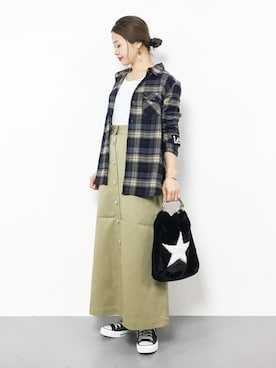 「Lee（リー）のアイテム（シャツ/ブラウス）」を使った、isaさん（レディース・155cm）の秋コーディネート