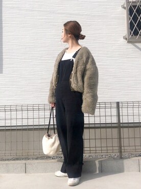 「CONVERSE（コンバース）のアイテム（ハンドバッグ）」を使った、isaさん（レディース・155cm）の秋コーディネート