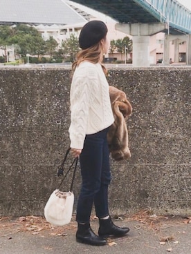 「CONVERSE（コンバース）のアイテム（ハンドバッグ）」を使った、isaさん（レディース・155cm）の冬コーディネート