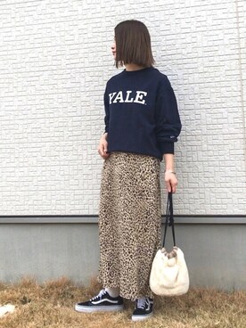 「ISOOK（アイスー）のアイテム（スカート）」を使った、isaさん（レディース・155cm）の冬コーディネート