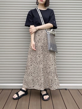 「ISOOK（アイスー）のアイテム（スカート）」を使った、isaさん（レディース・155cm）の夏コーディネート