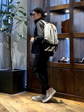 「DECADE（ディケイド）のアイテム（バッグ）」を使った、Tsudakaさん（メンズ・176cm）の春コーディネート