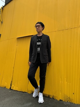 「ホワイトスニーカー」｜「アイテム（セットアップ）」を使った、Tsudakaさん（メンズ・176cm）の春コーディネート