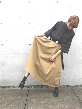 「MARGARET HOWEEL」｜「アイテム（スカート）」を使った、anさん（レディース・157cm）の夏コーディネート