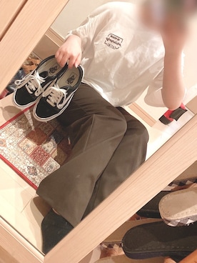 「GU（ジーユー）のアイテム（パンツ、ブラウン系）」を使った、瑠愛さん（レディース・152cm）の夏コーディネート