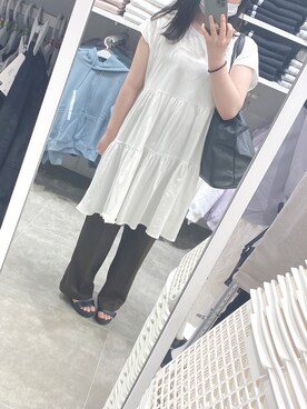 「GLOBAL WORK（グローバルワーク）のアイテム（ワンピース、ホワイト系）」を使った、瑠愛さん（レディース・152cm）の秋コーディネート