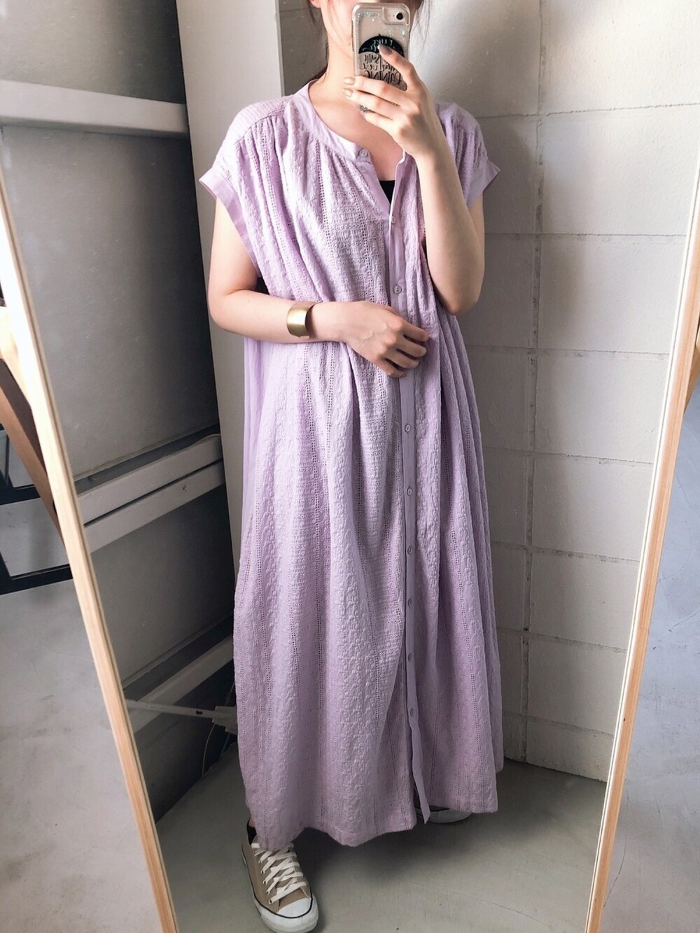 「Bou Jeloud、ブージュルード、パステル映える春、ワンピース、ワンピース×スニーカー、スニーカー」｜「Bou JeloudのMade in INDIA◆【WEB限定】総刺繍ワンピース（ワンピース、パープル系）」を使った、maiflora25さん（レディース・162cm）の春コーディネートの1枚目の写真