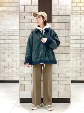 「coen（コーエン）のアイテム（ムートンコート）」を使った、coenかつきさん（レディース・163cm）の秋コーディネート