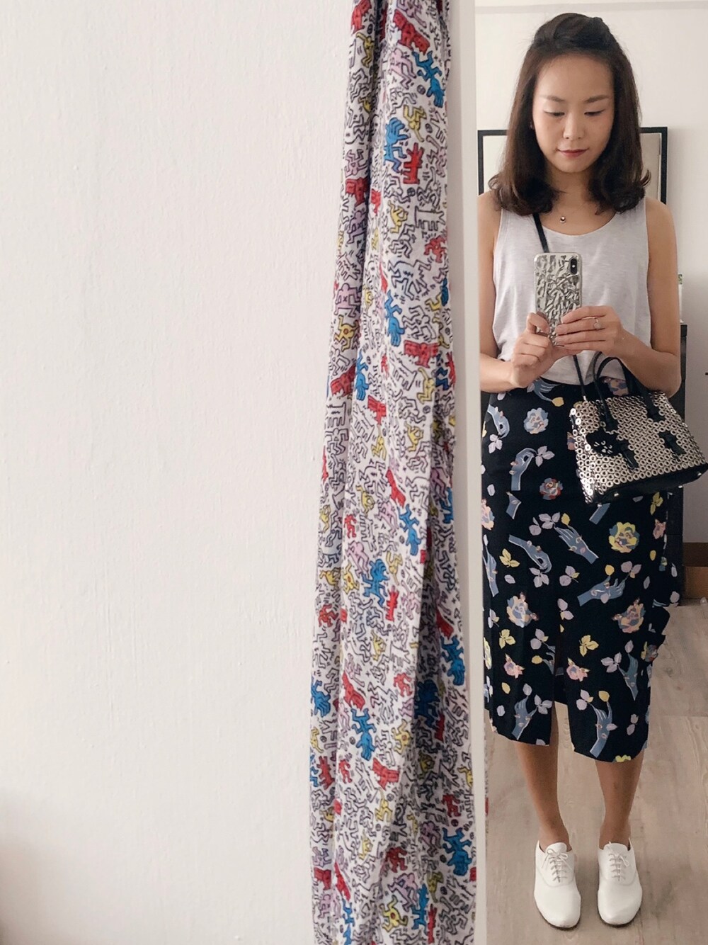 「Bimba Y Lolaのアイテム（スカート、ブラック系）」を使った、Bobbinpngさん（レディース・165cm）の冬コーディネートの1枚目の写真
