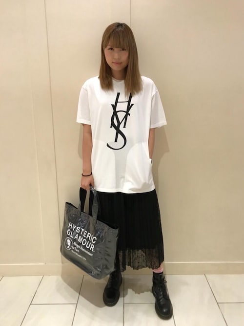 Hysteric Glamour伊勢丹新宿店sakuraさんのtシャツ カットソーを使ったコーディネート Zozotown