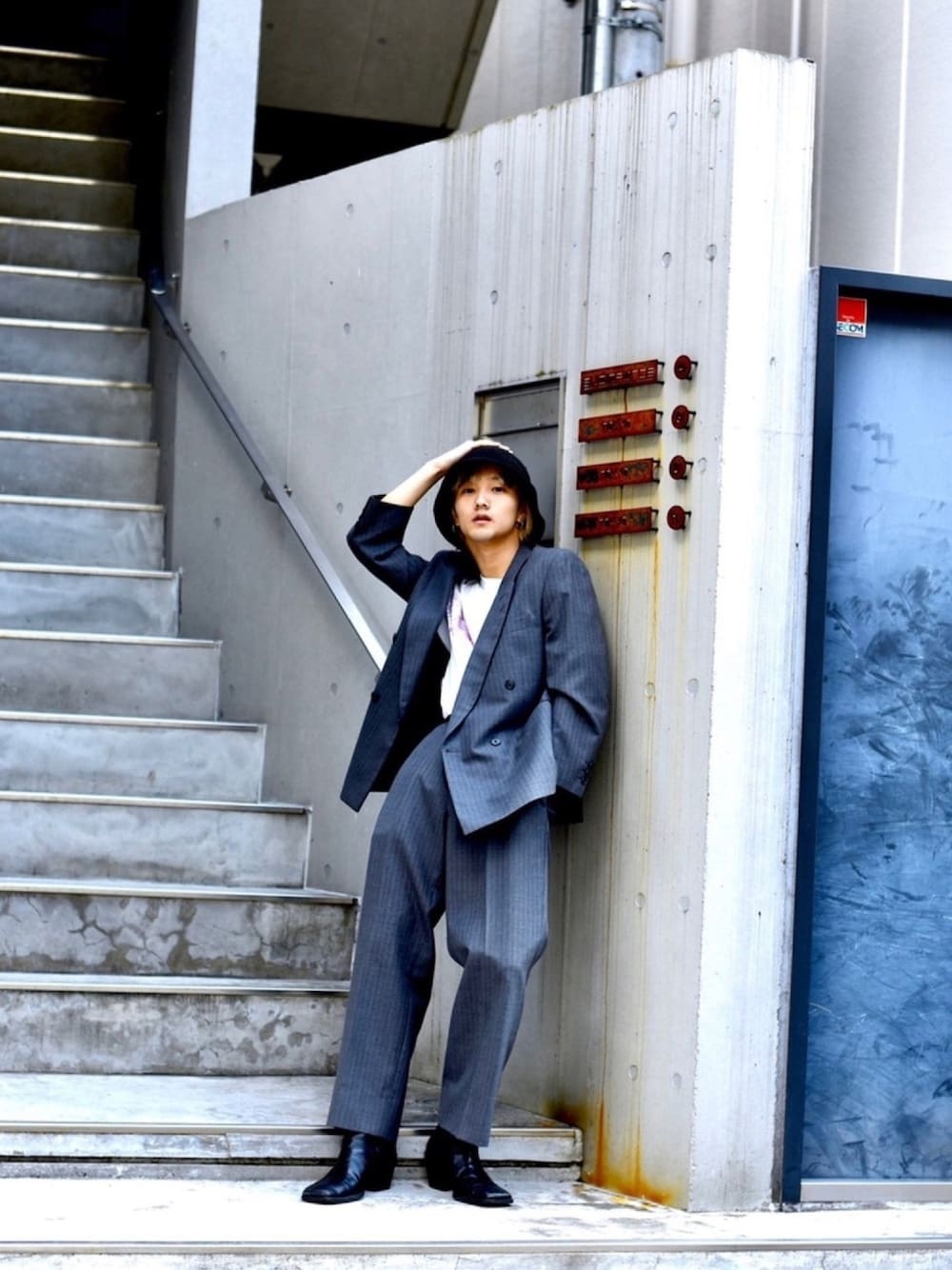 「お洒落さんとつながりたい、シンプルコーデ、wearhalloween2020、古着、古着MIX」｜「ZARAのアイテム（ブーツ、ブラック系）」を使った、まさとさん（メンズ・163cm）の秋コーディネートの1枚目の写真