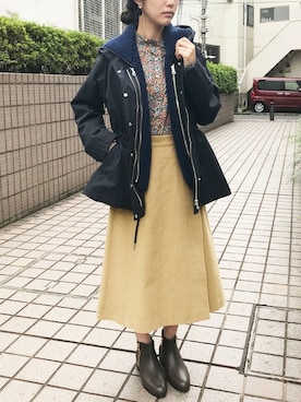「アイテム（マウンテンパーカー、ブルー系）」を使った、ABAHOUSE ONLINE LADIES_STAFFさん（レディース・158cm）の秋コーディネート