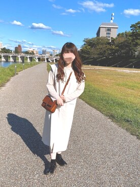 「chocomee（チョコミー）のアイテム（ショルダーバッグ）」を使った、りなさん（レディース・168cm）の秋コーディネート