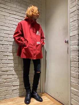 「アイテム（ミリタリージャケット、レッド系）」を使った、Mitsuさん（メンズ・170cm）の冬コーディネート