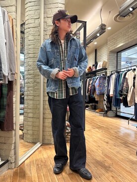 「シャツ 」｜「アイテム（デニムジャケット）」を使った、Mitsuさん（メンズ・170cm）の秋コーディネート