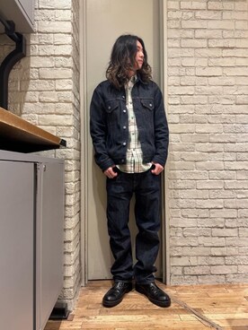 「シャツ 」｜「アイテム（デニムジャケット）」を使った、Mitsuさん（メンズ・170cm）の冬コーディネート