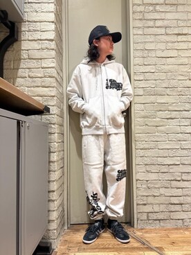「らふこーで」｜「アイテム（スウェットパンツ）」を使った、Mitsuさん（メンズ・170cm）の冬コーディネート