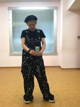 「IKUMI（イクミ）のアイテム（サロペット/オーバーオール）」を使った、ミスターさん（レディース・155cm）の夏コーディネート