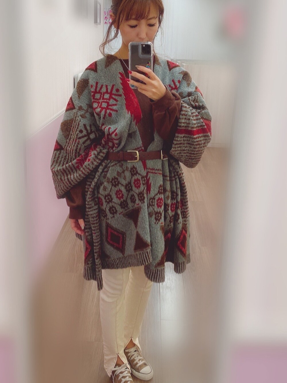 「Ungrid、American Eagle、カーディガン、大人カジュアル、コンバース、dholic、パンツスタイル」｜「American EagleのAEOフェザーライトブランケットカーディガン（カーディガン/ボレロ、グレー系）」を使った、Rinさん（レディース・160cm）の秋コーディネートの1枚目の写真