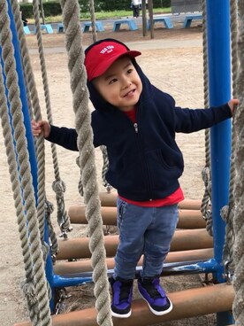 「the POOL aoyama（ザプールアオヤマ）のアイテム」を使った、DJ GAKUさん（キッズ・90cm）の冬コーディネート