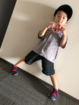 「IN THE HOUSE（インザハウス）のアイテム」を使った、DJ GAKUさん（キッズ・100cm）の夏コーディネート