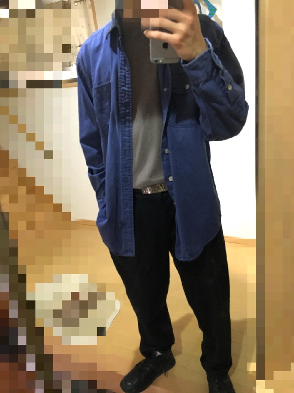 「polo sport、DIRKBIKKEMBERGS、vintage、古着MIX、ワイドパンツ、シャツ、ブーツ、タックイン」｜「VINTAGEのアイテム（Tシャツ/カットソー、グレー系）」を使った、まろんさん（メンズ・176cm）の春コーディネートの1枚目の写真
