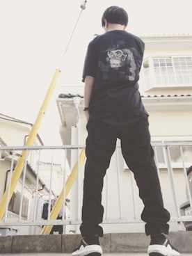 「BLACK Scandal Yohji Yamamoto（ブラックスキャンダルヨウジヤマモト）のアイテム（パンツ）」を使った、Yutaさん（メンズ・182cm）の春コーディネート