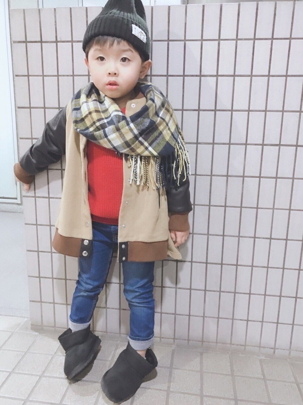 「あけましておめでとうございます！、キッズコーデ、休日スタイル、男の子、5歳、ブランシェス(BRANSHES)」｜「branshes&sons のアイテム（スタジャン、ベージュ系）」を使った、ayamituさん（キッズ・110cm）の冬コーディネートの1枚目の写真