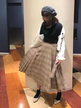 「スナイデル」｜「アイテム（ハンチング/ベレー帽）」を使った、emilyさん（レディース・159cm）の秋コーディネート