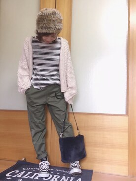 「H&M（エイチ・アンド・エム）のアイテム（ニット/セーター、ホワイト系）」を使った、ａiﾁｬﾝﾈﾙさん（レディース・151cm）の冬コーディネート