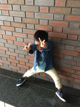 「Moujonjon（ムージョンジョン）のアイテム（チノパンツ）」を使った、KEN太さん（キッズ・100cm）の秋コーディネート