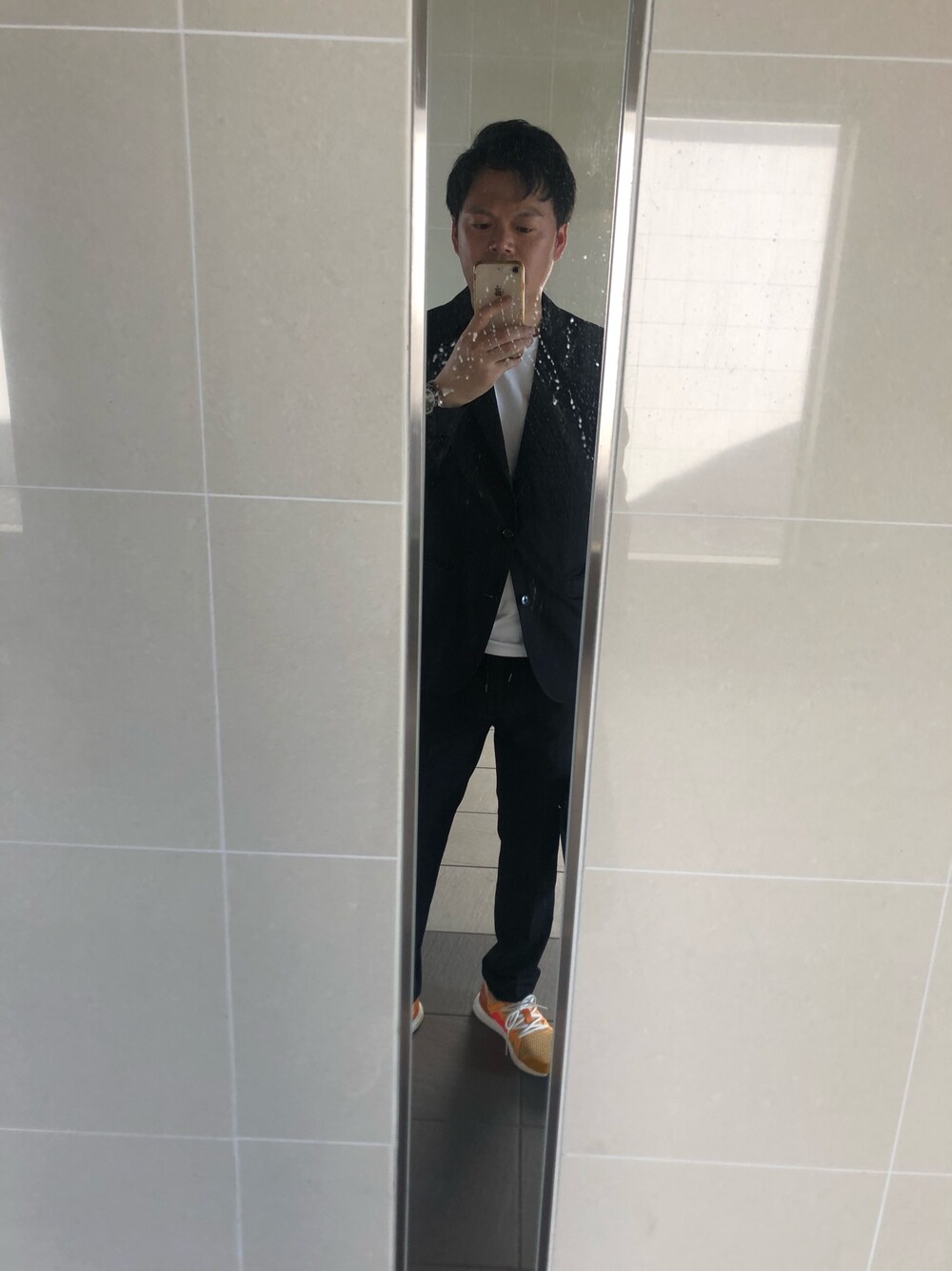 「NANO universeのダメリーノ　ライトベネシャンライクセットアップ（テーラードジャケット、ブルー系）」を使った、codycodeさん（メンズ・171cm）の夏コーディネートの1枚目の写真