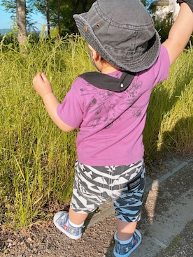 「OFFICIAL TEAM（オフィシャルチーム）のアイテム」を使った、reo0708さん（キッズ・80cm）の春コーディネート