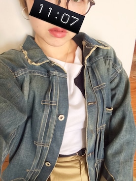 「usedのお父さんの借り物（デニムジャケット、ブルー系）」を使った、marukoさん（レディース・161cm）の春コーディネート