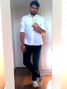 「Champion（チャンピオン）のアイテム（腕時計）」を使った、Rafael Souzaさん（メンズ・176cm）の秋コーディネート