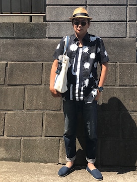 「TOMS（トムス）のアイテム（シューズ）」を使った、ひろさん（メンズ・177cm）の春コーディネート