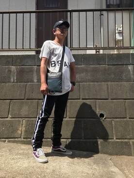 「アイテム（メッセンジャーバッグ、ブルー系）」を使った、ひろさん（メンズ・177cm）の夏コーディネート