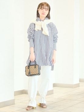 「クルーネックニット」｜駒谷さん（レディース・160cm）の冬コーディネート