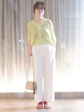 「SHIPS（シップス）の淡水パールマンテルネックレス 40cm（ネックレス）」を使った、駒谷さん（レディース・160cm）の春コーディネート