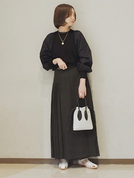 「HERMINAATHENS」｜駒谷さん（レディース・160cm）の冬コーディネート
